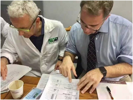 <a href='/agent.htm' class='keys' title='點擊查看關(guān)于涂料加盟的相關(guān)信息' target='_blank'>涂料加盟</a>