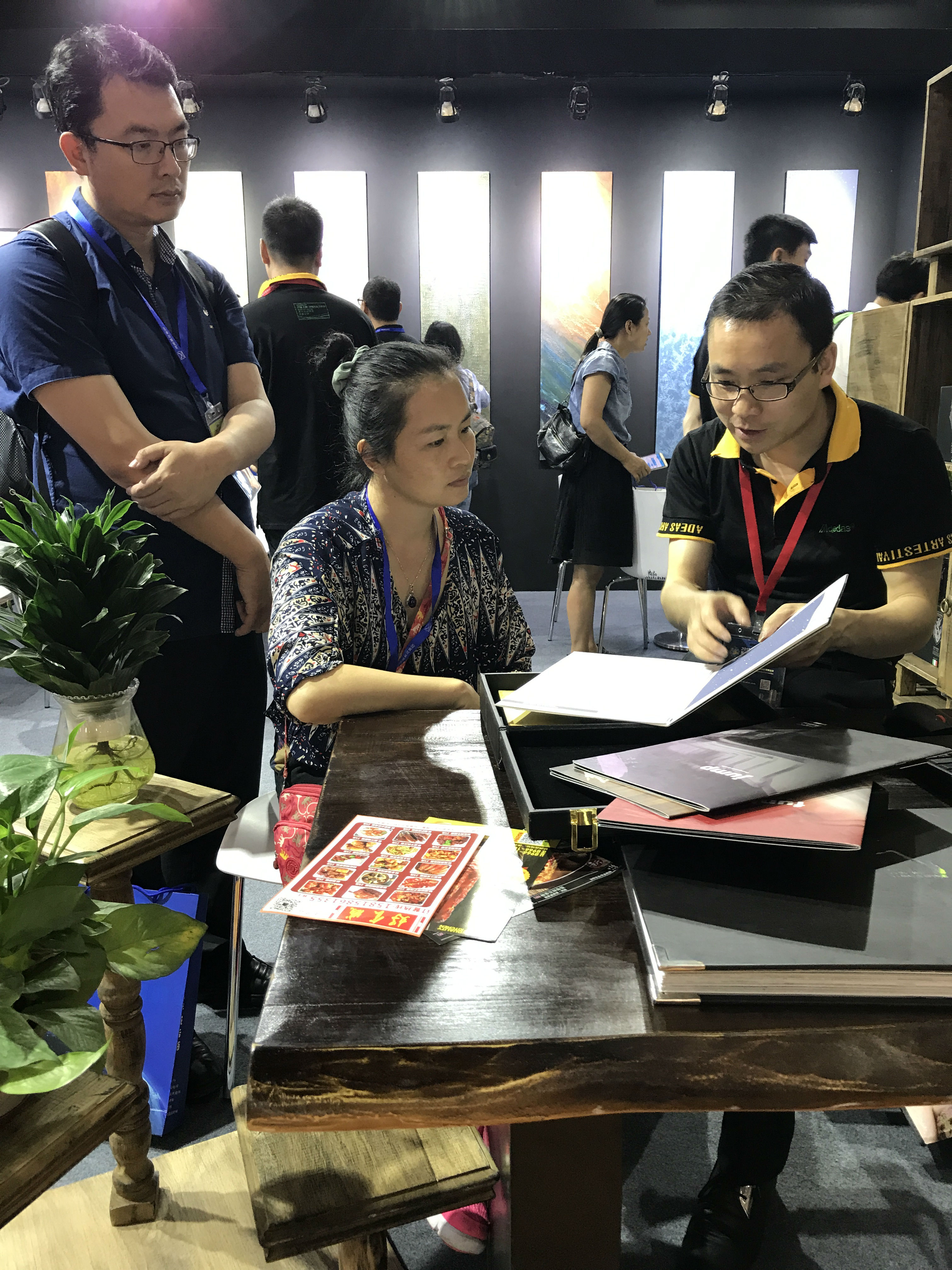 GIOVANNI喬瓦尼藝術(shù)涂料國(guó)內(nèi)客戶咨詢