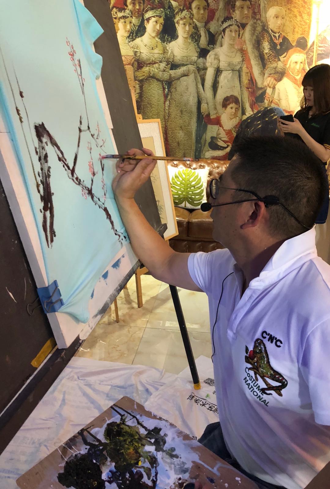 喬瓦尼藝術(shù)涂料高級(jí)技術(shù)工程師蔣勇先生 喬瓦尼藝術(shù)涂料高級(jí)技術(shù)工程師蔣勇先生